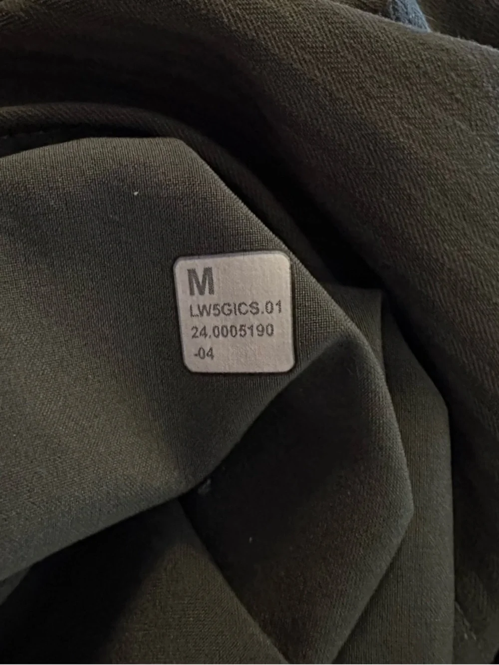 Lululemon Dance Studio Relaxed-Fit Mid-Rise Cargo Jogger Size M Army Green $128 - Picture 7 of 7